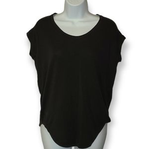 Athleta Scoop Neck short sleeve t-shirt